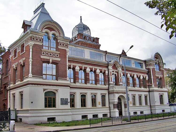 Удивительная поездка в Казань была полна ярких встреч и мы готовим много проектов в будущем 2025 году с нашими партнёрами из Татарстана